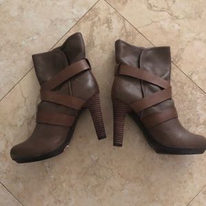 Size 8.5 Brown DKNYC boots